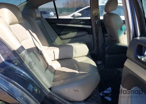 2008 Infiniti G35 Journey z USA, uszkodzony, nr VIN JNKBV61EX8M222989